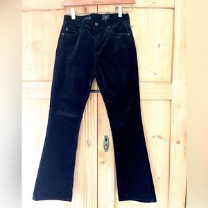 Black velvet AG Jodi Crop high rise, crop flare pants, size 25